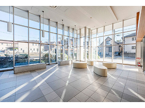 ロビー　ラウンジ