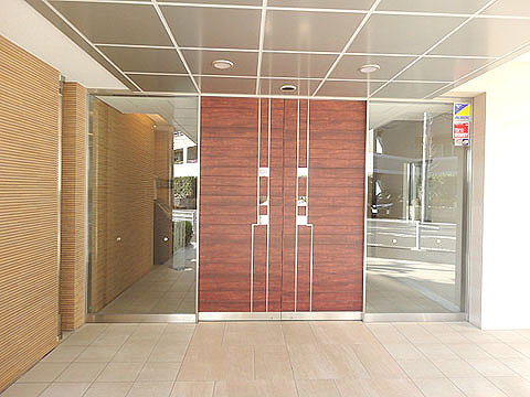 エントランス エントランス