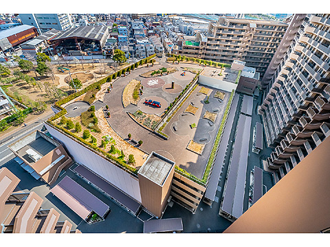 その他共用部　駐車場屋上庭園