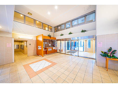 エントランス　エントランス2