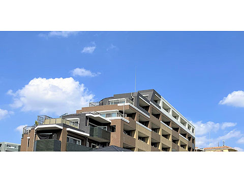 現地外観写真　建物外観 5