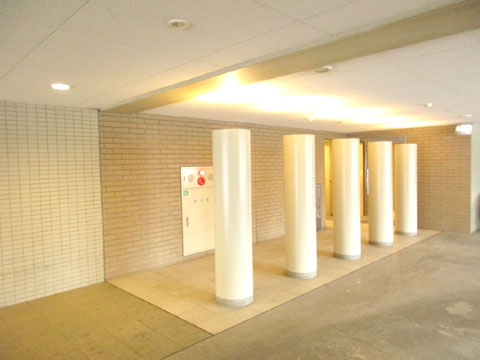 エントランス　IMG_1735