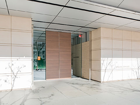 エントランス　グランドエントランス