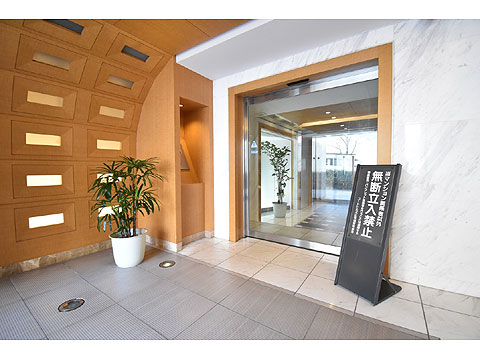 ロビー テレビモニター付きオートロック