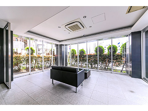 エントランス　エントランスホール