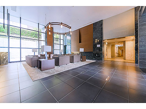 ロビー　エントランスラウンジ