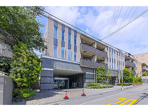 現地外観写真　建物外観