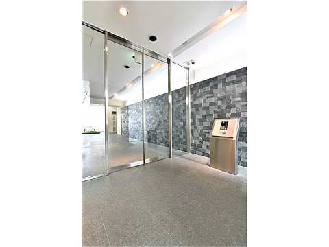 エントランス 非接触キー対応のオートロック