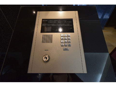 エントランス　オートロックインターホン