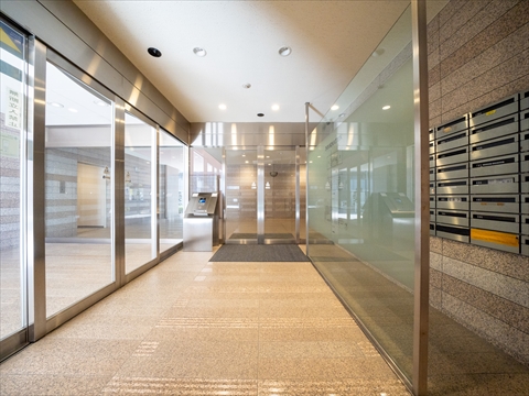 その他共用部　エントランス2