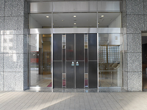 エントランス 1階総合エントランス ここから5階のスカイアー