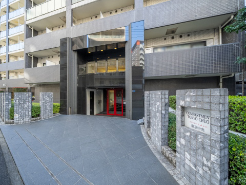 現地外観写真　エントランス