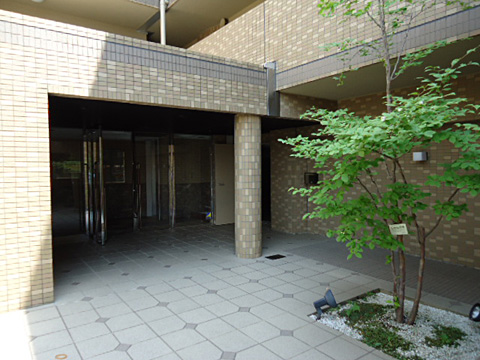 エントランス オートロックシステムマンション。