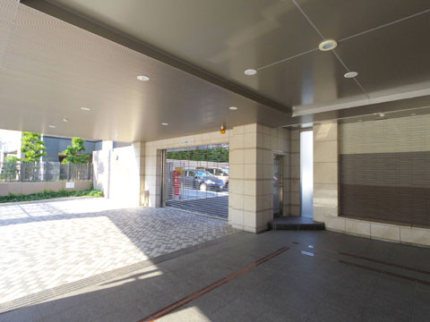 その他共用部 シャッターゲート付駐車場