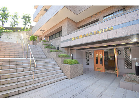 エントランス エントランス前