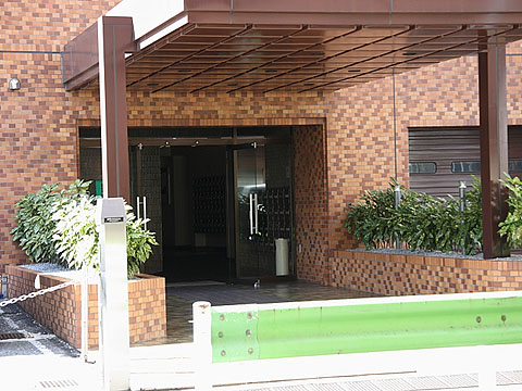 エントランス　エントランス外観