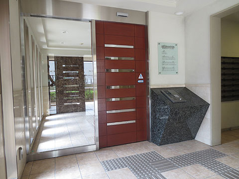 エントランス　エントランスオートロック