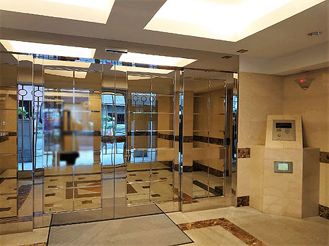 エントランス　エントランス