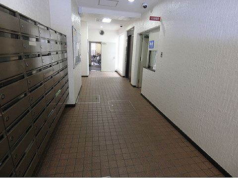 エントランス　エントランス