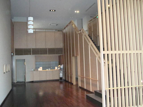 ロビー 落ち着いた雰囲気のロビー