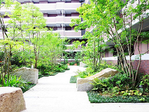 その他共用部　敷地内アプローチ