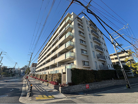 現地外観写真　南棟