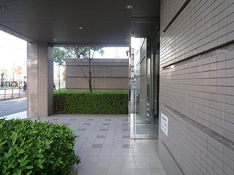 エントランス サーパス鴨部②