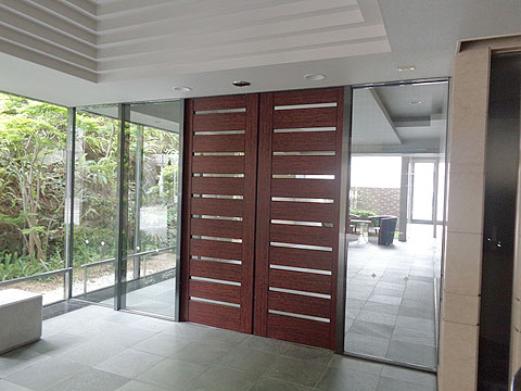 エントランス エントランス