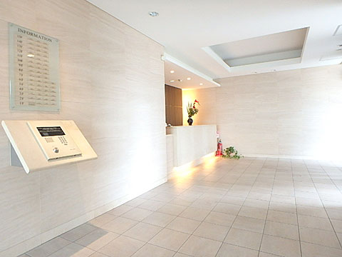 エントランス オートロックのエントランス