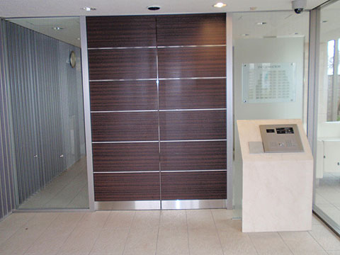 エントランス エントランス