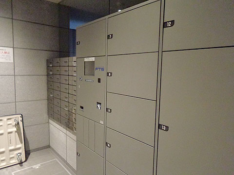 その他共用部　メールボックス・宅配ボックスDSC05988