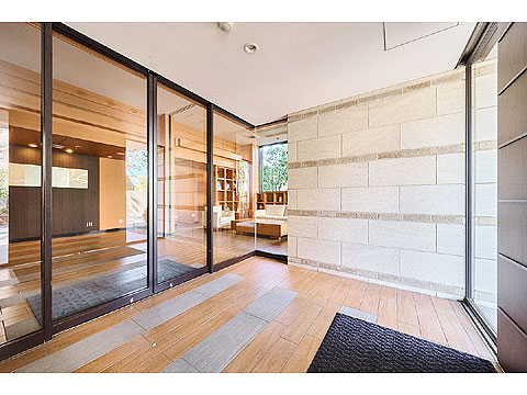 エントランス 風除室2