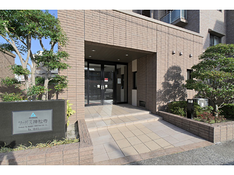 現地外観写真　サーパス神松寺 2