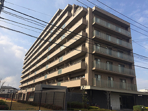 現地外観写真　外観（東南側より撮影）