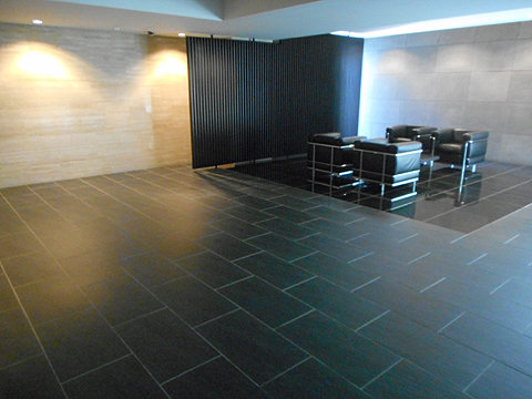 ロビー 広々としたロビー