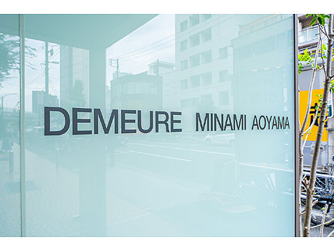 その他共用部　館銘板