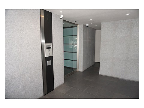 エントランス　エントランスホール