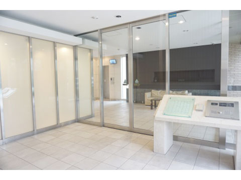 エントランス　エントランスホール