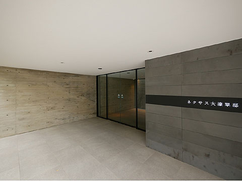 エントランス　エントランス