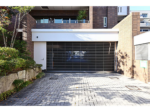 その他共用部 駐車場シャッター