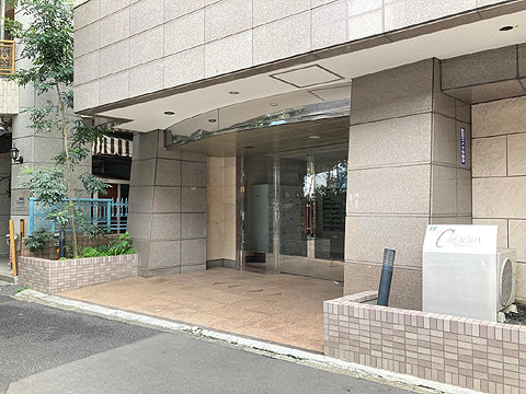 エントランス　マンションエントランス