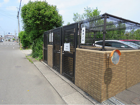 ロビー　ゴミ置き場