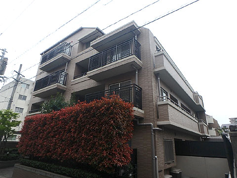 現地外観写真　北東側からの外観写真