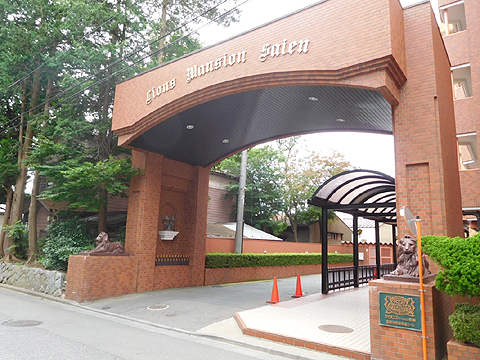 エントランス エントランス