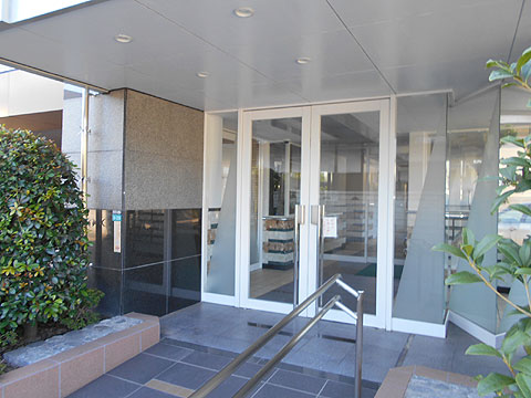 エントランス 564