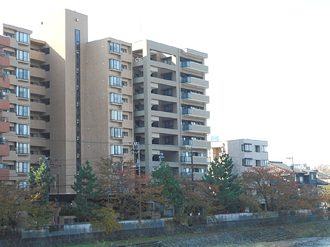 現地外観写真 マンション外観写真