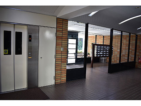 エントランス エントランス