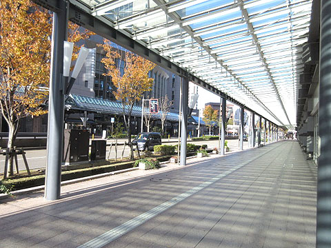 その他共用部 マンション前アーケード