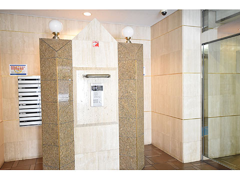 エントランス　エントラスホール