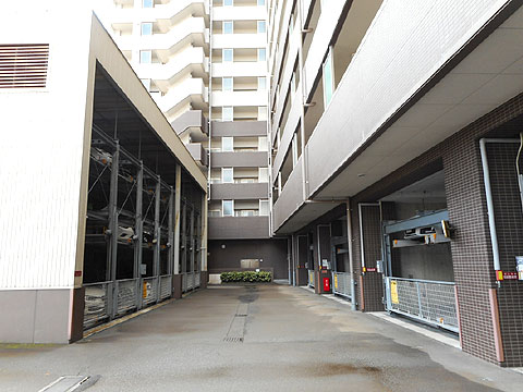 その他共用部 敷地内駐車場